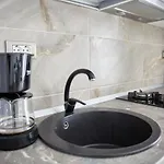 Iris Alessi Pool & Appartement