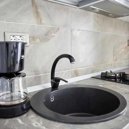 Iris Alezzi Apartament
