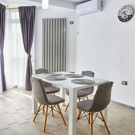 Iris Alezzi Apartament *