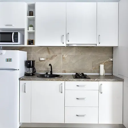 Iris By Alz * Navodari